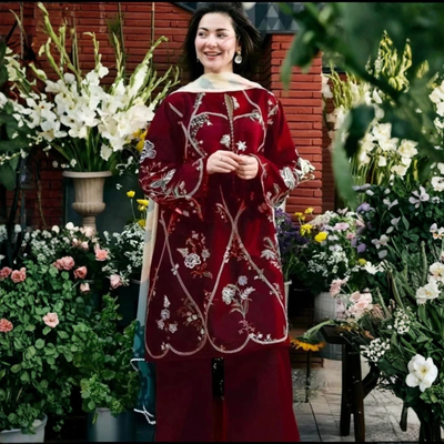 Embroidery Lawn 3 Piece Suits