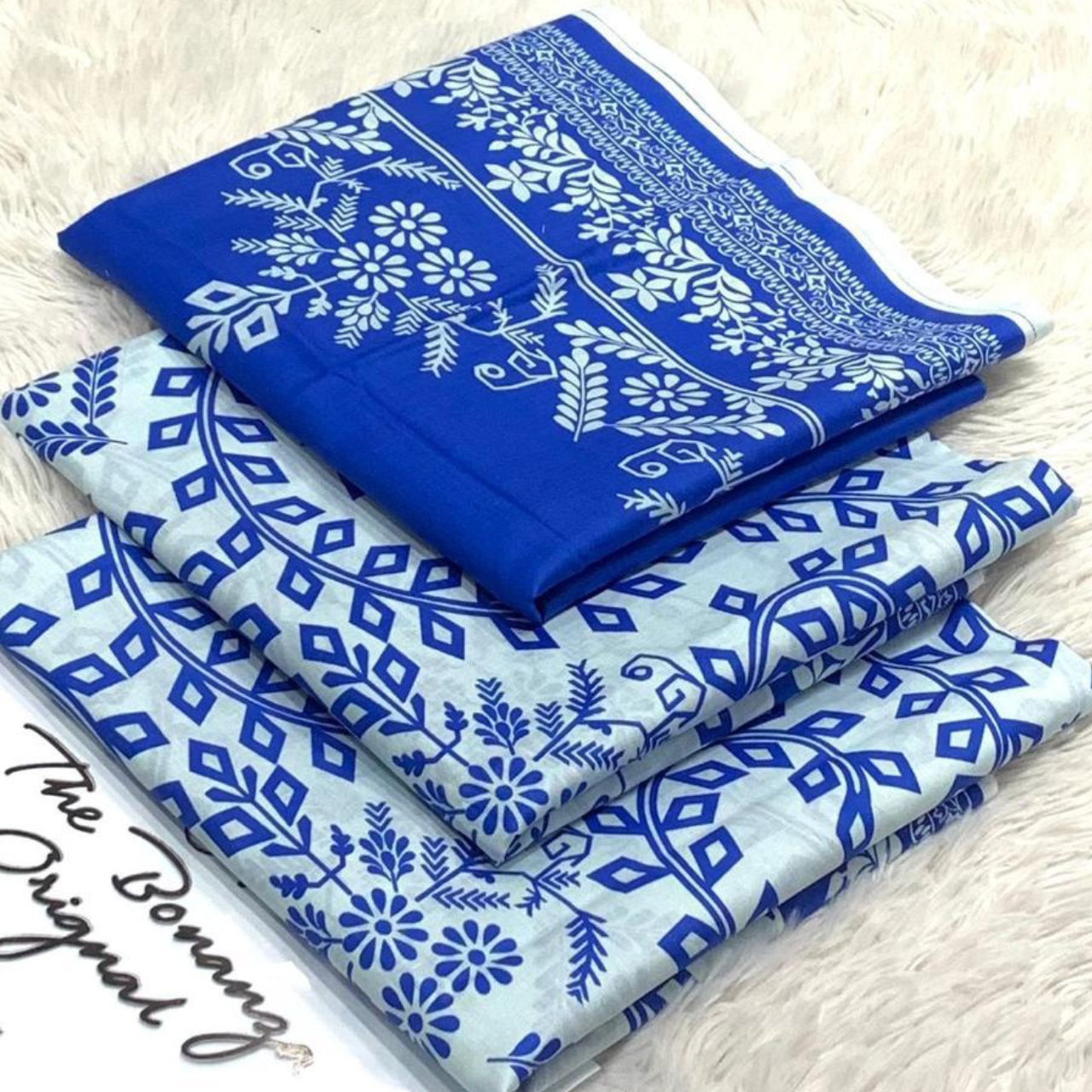 Royal Azure & Frost 3-Piece Unstitched Suit - Medallion Bloom